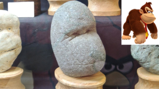 Illustration for article titled Wonderfully Odd Japanese Museum Has "Face Rocks"